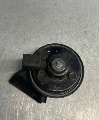 Audi A4 S4 B7 8E 8H Horn signal 8E0951223A