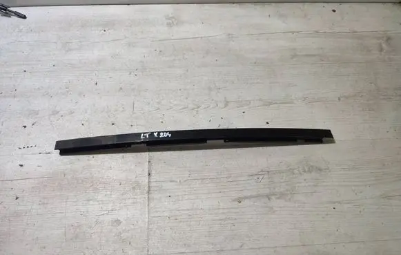 Mercedes-Benz GLK (X204) Rear door windshield rail A2047300519