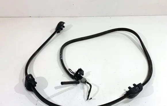BMW X5 G05 Windshield washer spray nozzle 7434864