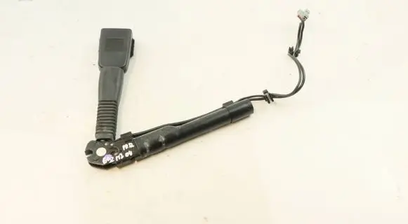 BMW 3 E92 E93 Front seatbelt buckle 7213564 72117213564 000103321781