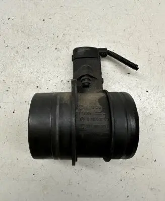 Skoda Octavia Mk2 (1Z) Mass air flow meter 074906461B 0281002461