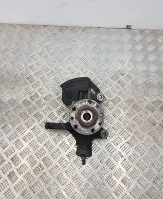 Front wheel hub