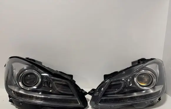 Mercedes-Benz C W204 Headlights/headlamps set A2048208339 A2048208439