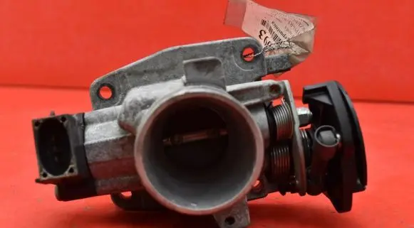 Ford Fiesta Throttle body valve 96BF-FA