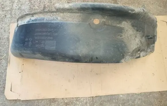 Renault Latitude (L70) Front wheel arch liner splash guards 638231854R