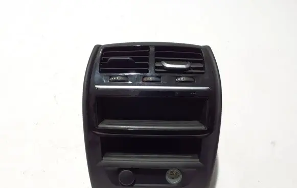 BMW 5 G30 G31 Dash center air vent grill 9357865