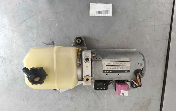 Mercedes-Benz SL R129 Convertible roof hydraulic pump 1298000748