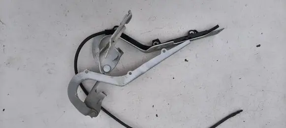 Peugeot 2008 I Engine bonnet/hood hinges 9678389580