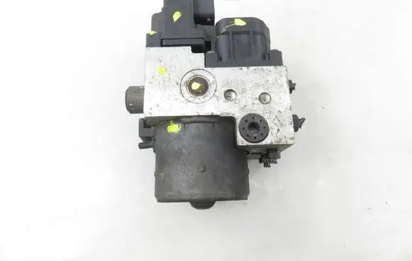 Volkswagen PASSAT B5 ABS Pump 0265216411 8E0614111HL 0273004132
