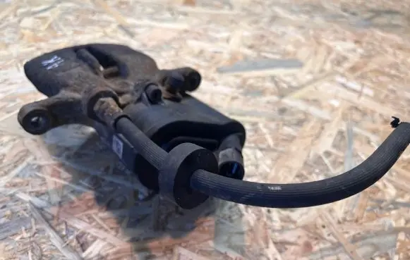 Audi A6 S6 C6 4F Rear brake caliper