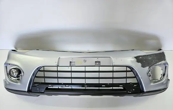Mitsubishi Pajero Front bumper 6400F724ZZ 6400F725ZZ