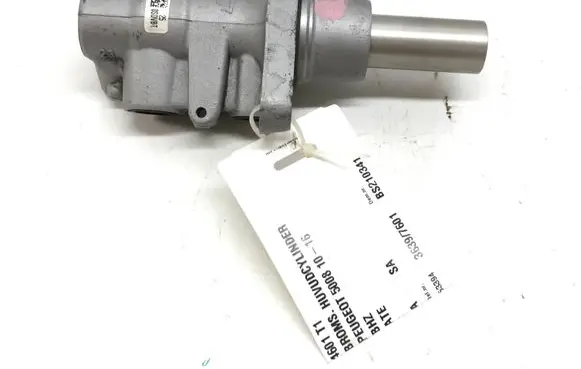 Peugeot 5008 Master brake cylinder