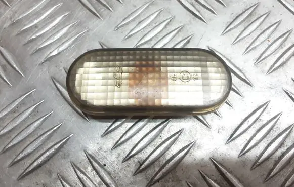 Volkswagen Golf IV Front fender indicator light 3A0949117B