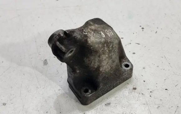 Mercedes-Benz R W251 Engine mounting bracket A6422230204