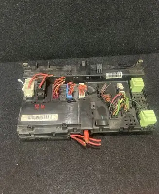 BMW X5 E53 Fuse module 8380407