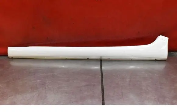 Renault Zoe Front sill (body part)