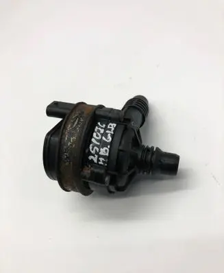 Mercedes-Benz GLB x247 Electric auxiliary coolant/water pump A0005003600