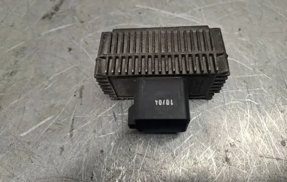Opel Signum Glow plug pre-heat relay 55354141 51299018A