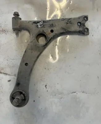 Front lower control arm/wishbone