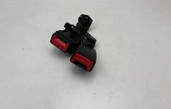 Audi Q3 8U Rear seatbelt buckle 4G0857739A