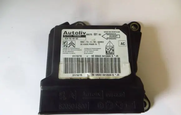 Peugeot 308 Airbag control unit/module 9807568180 624926000 0412600