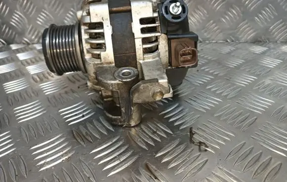 Toyota Avensis T250 Generator/alternator