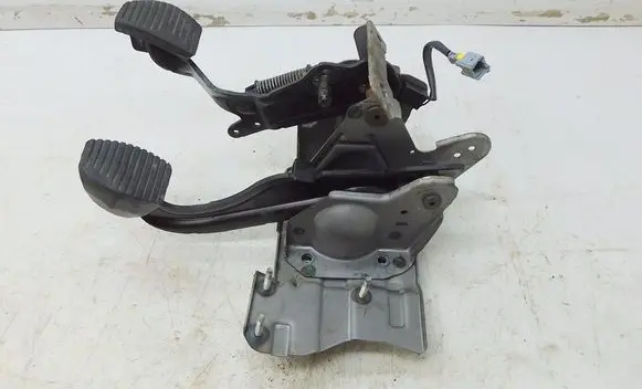 Peugeot 207 Pedal assembly 968254768 192148