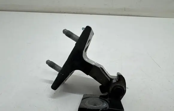 Mercedes-Benz C W206 Front door lower hinge 
