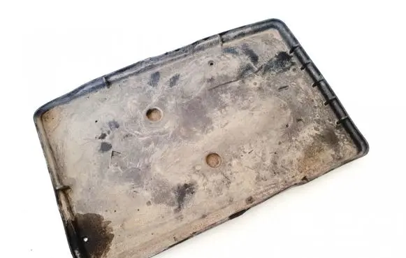 Battery box tray