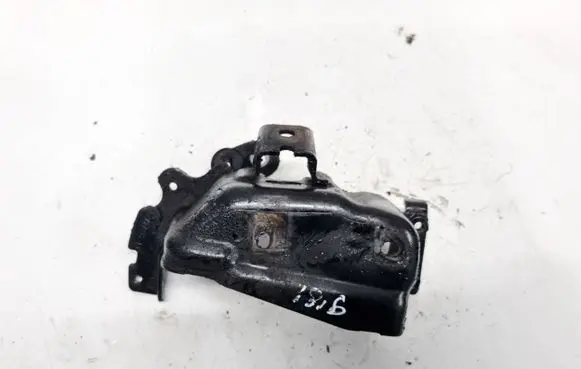 Volvo V50 Engine mounting bracket 536643A