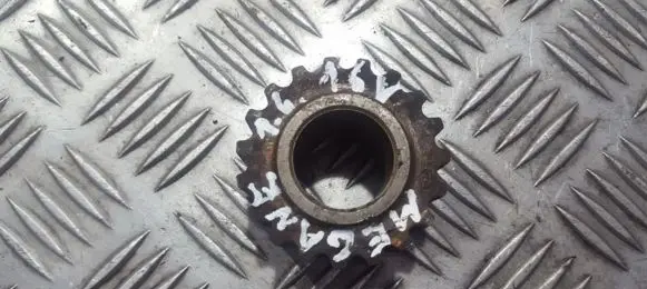 Renault Megane I Crankshaft pulley