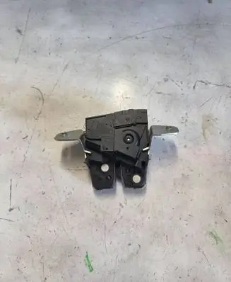 Mercedes-Benz GL X166 Tailgate/trunk/boot lock/catch/latch A2047400735