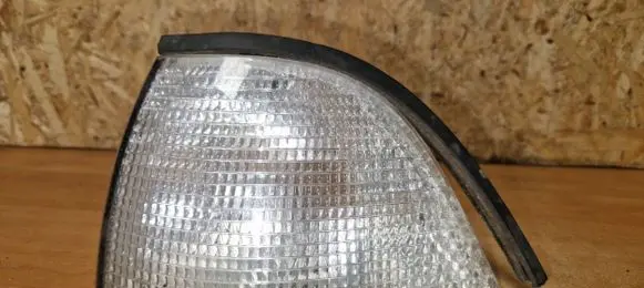 BMW 3 E36 Front indicator light 185352b