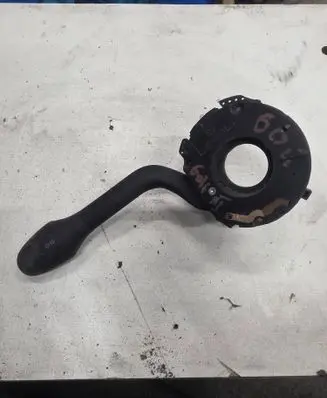 Seat Ibiza II (6k) Indicator stalk DOTSAEQ891