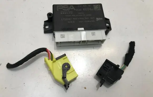 Citroen C5 X Parking PDC control unit/module 9846460480