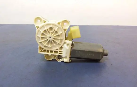 Mercedes-Benz CLK A209 C209 Front door window regulator with motor A2308201042