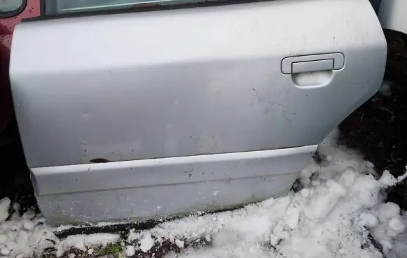 Audi A6 S6 C4 4A Rear door