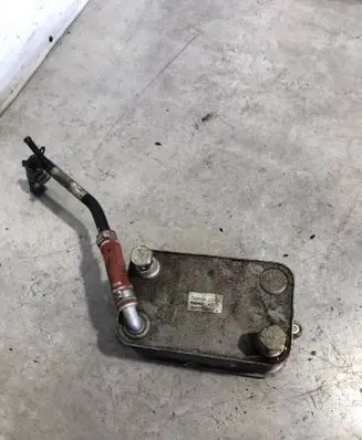 Maserati GranTurismo Engine oil radiator 225800