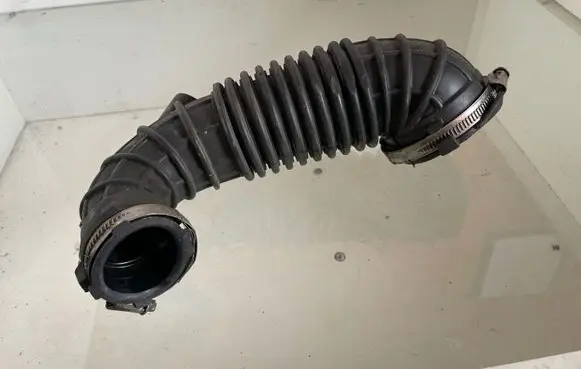 Audi A4 S4 B8 8K Air intake hose/pipe 03G129629 4167013