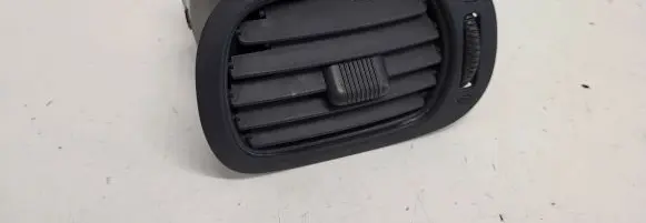 Chrysler Grand Voyager IV Dashboard side air vent grill/cover trim 12050