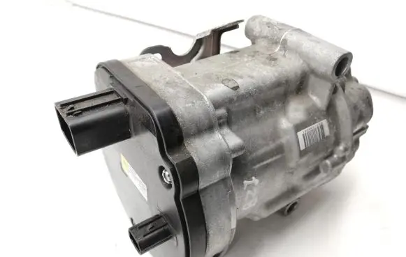Toyota C-HR I Air conditioning (A/C) compressor (pump) 0424000870