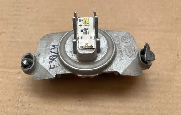 BMW 3 F30 F35 F31 LED ballast control module 7213114000