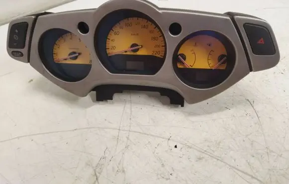 Nissan Murano Z50 Speedometer (instrument cluster) 68240ca000