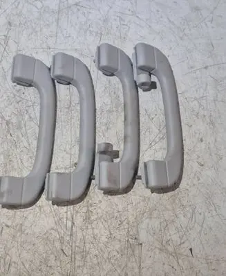 BMW 5 E39 A set of handles for the ceiling 8235577