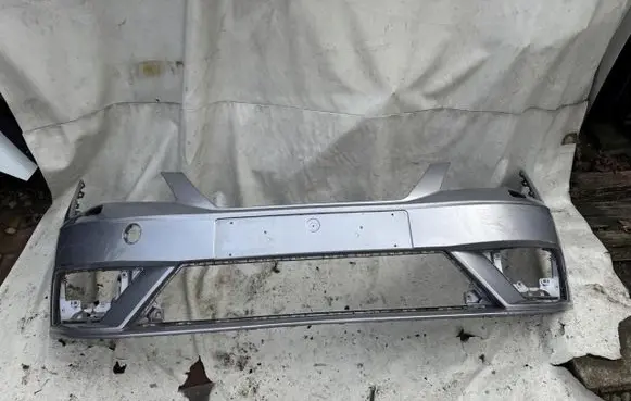 Seat Leon (5F) Front bumper 5f0807221r
