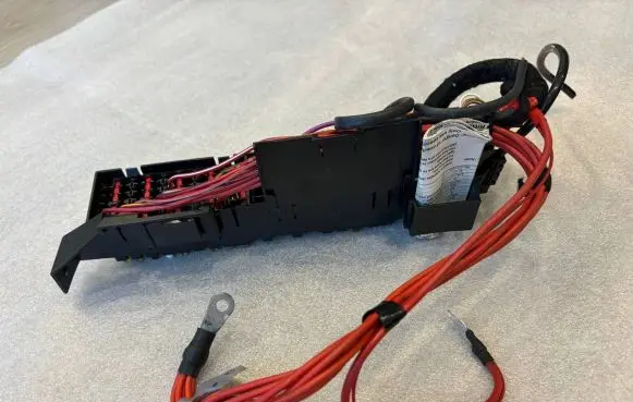 Mercedes-Benz E W210 Fuse module 0015459501 A0015459501