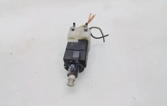 Mercedes-Benz E W210 Brake pedal sensor switch
