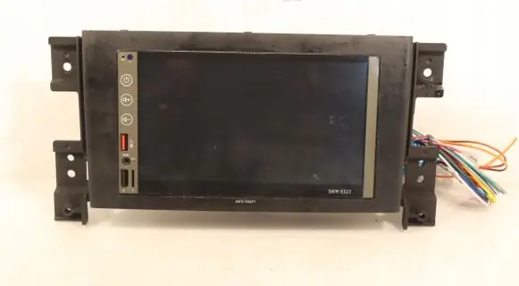Suzuki Grand Vitara I Radio/GPS head unit trim 