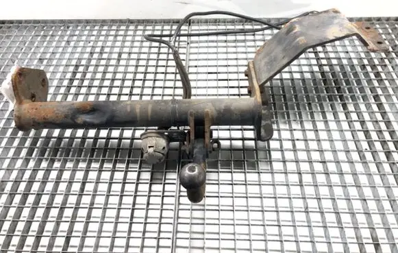 Toyota Previa (XR30, XR40) II Tow bar 