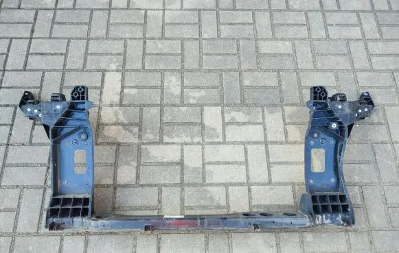 Hyundai Tucson TL Radiator support slam panel 64101D7000